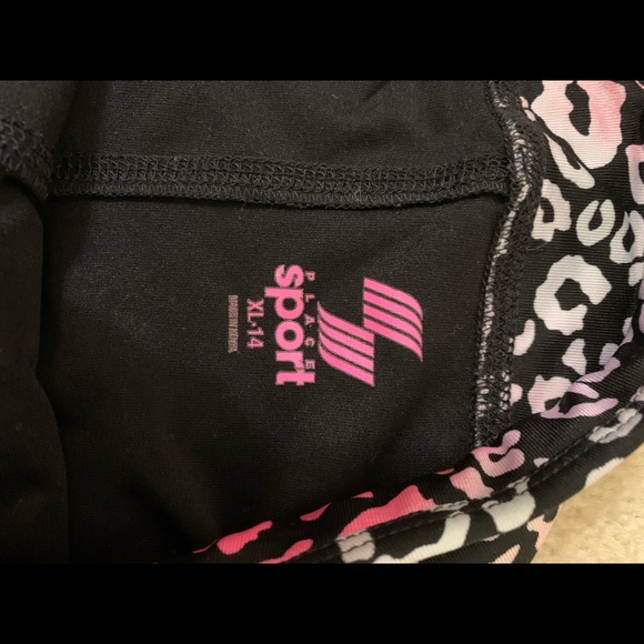 the children’s place black compression shorts - Picture 2 of 2